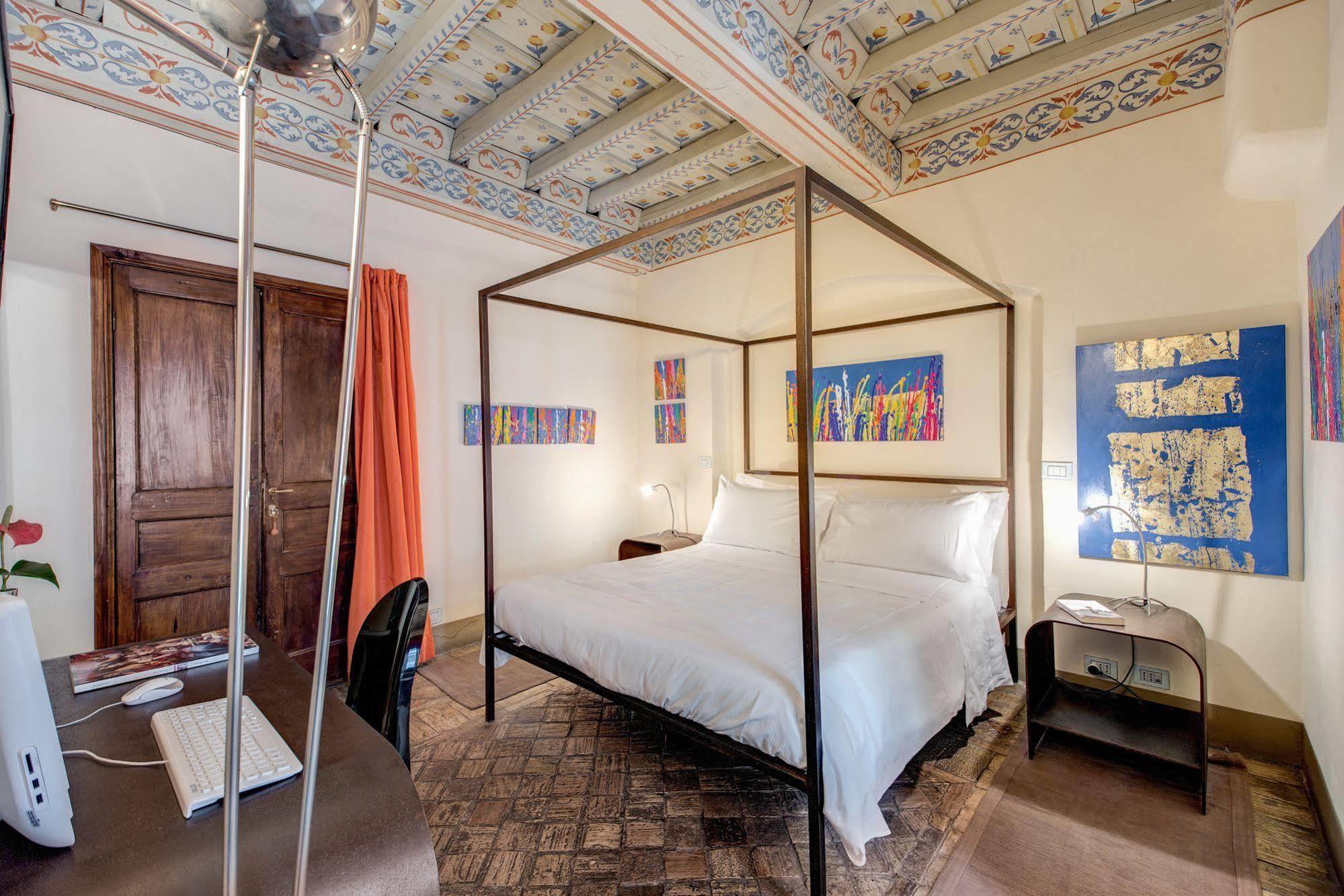 Bed and Breakfast Residenza Torre Colonna Рим Экстерьер фото
